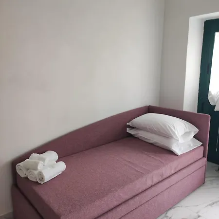 Vistamare 住宿加早餐酒店 阿格罗波利