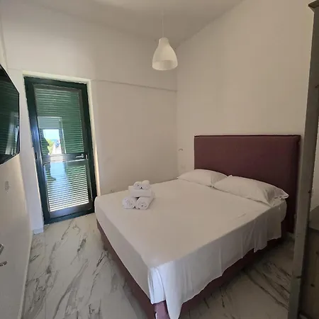 Vistamare Bed & Breakfast *